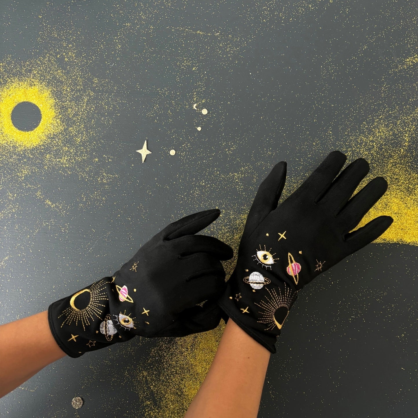 House of disaster-After Dark-Handschoenen-Geborduurd