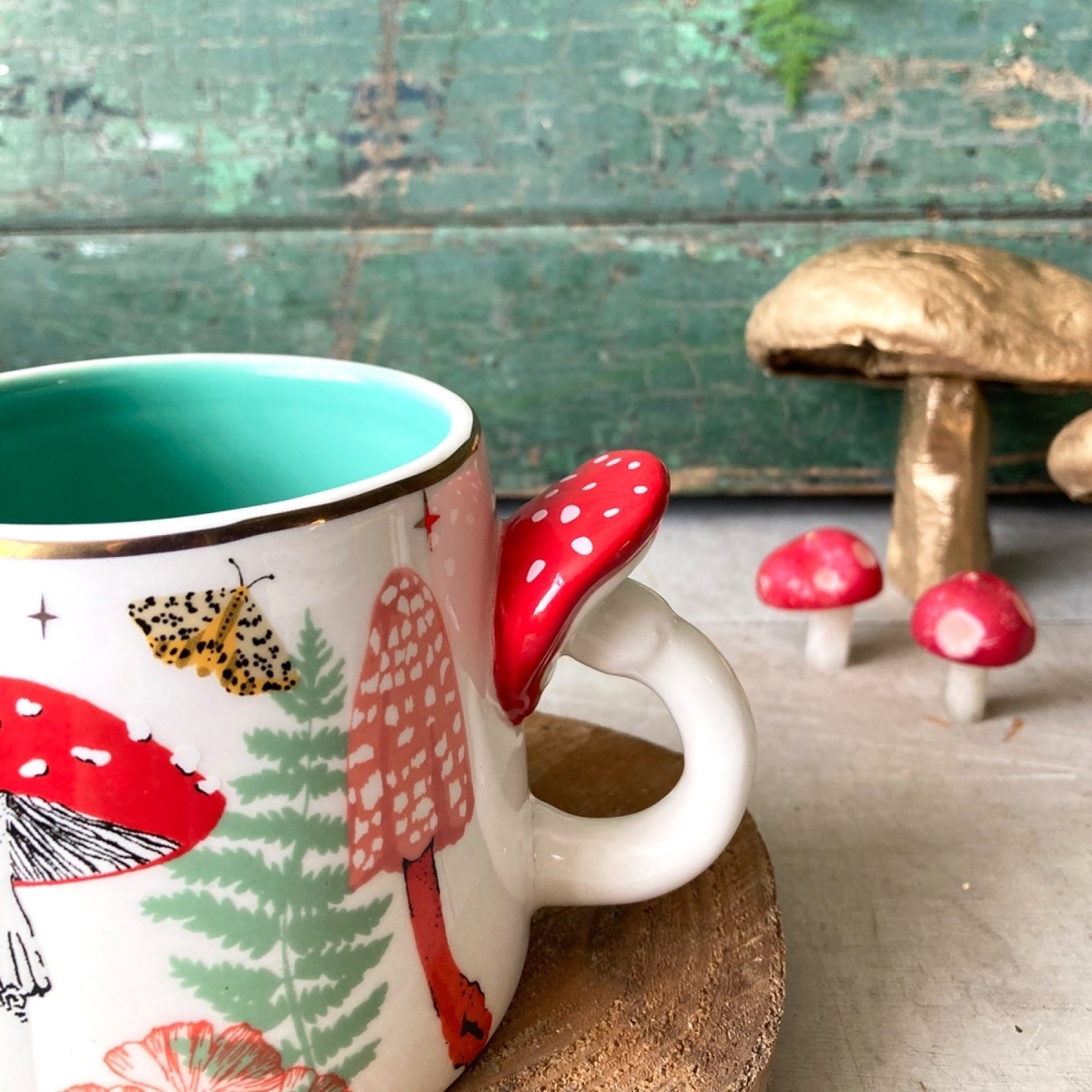 House of Disaster-Forage-Beker-Paddenstoelen